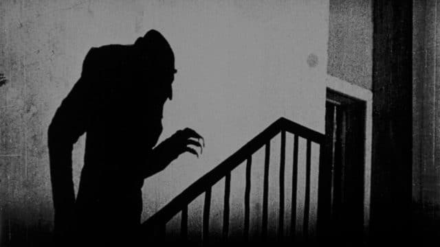 Der Vampir als Sinnbild für den Ersten Weltkrieg: Szenenbild aus Nosferatu von 1922.